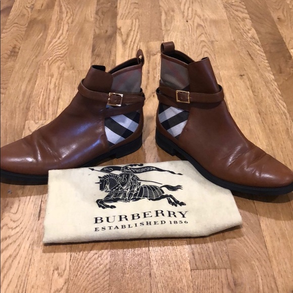 burberry booties